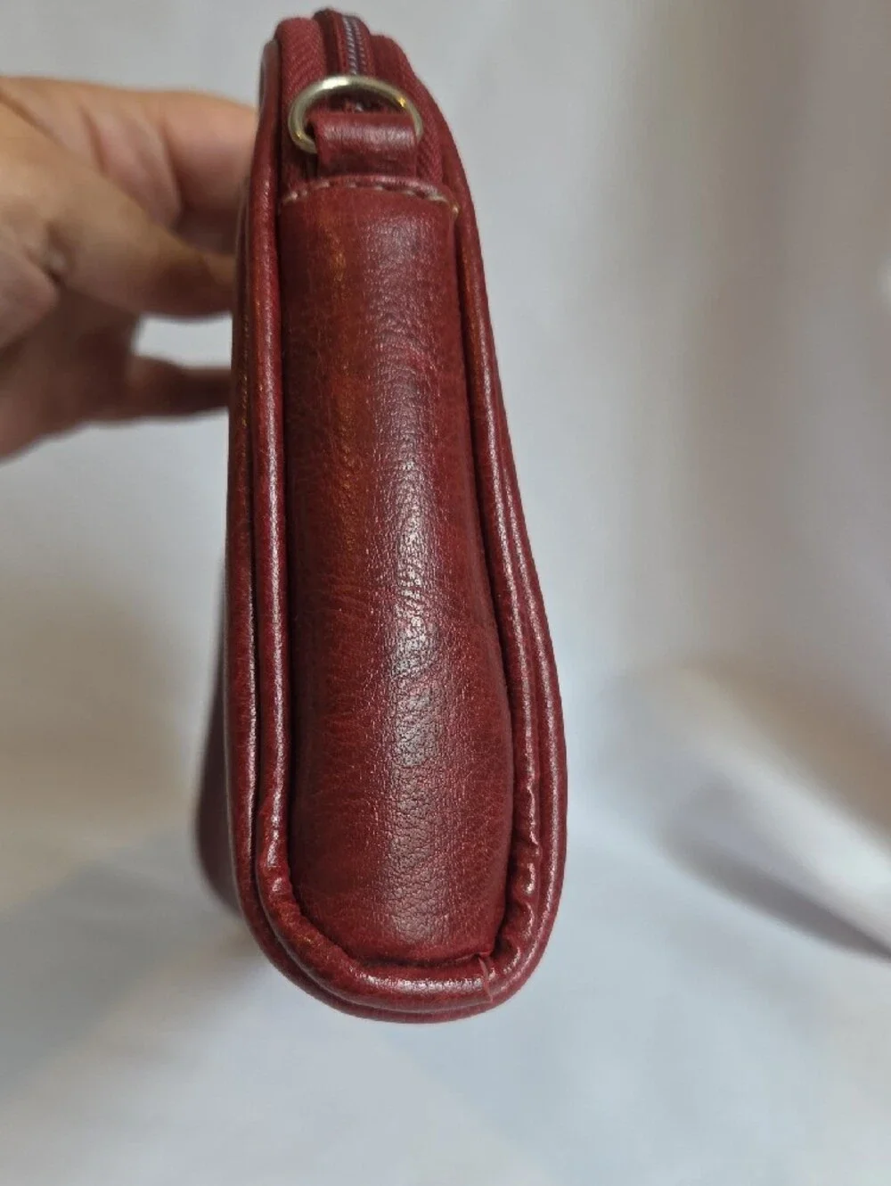 Classic Women's Crossbody Bag in Deep Burgundy